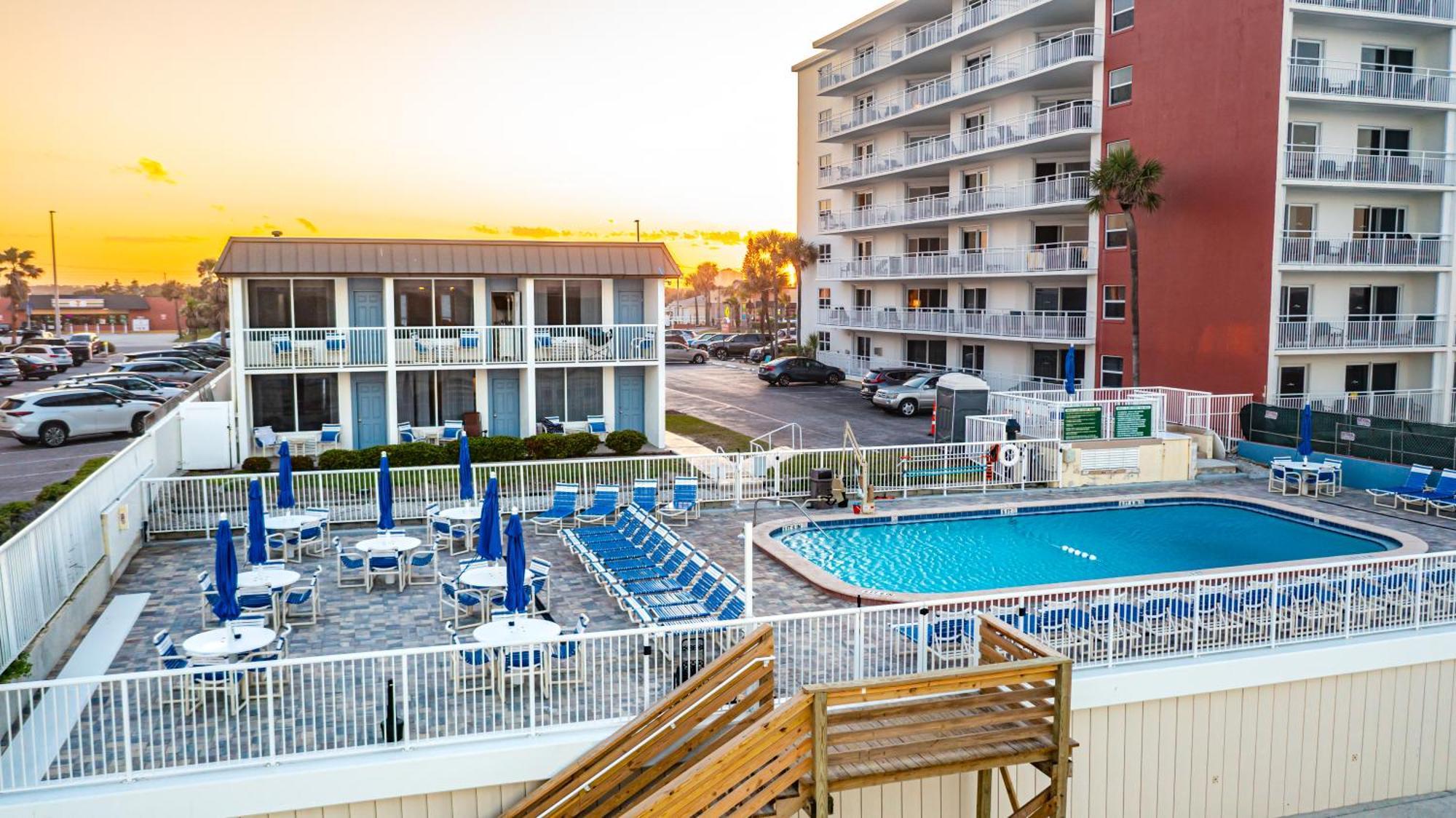 Fantasy Island Resort, Daytona Beach Shores Екстер'єр фото
