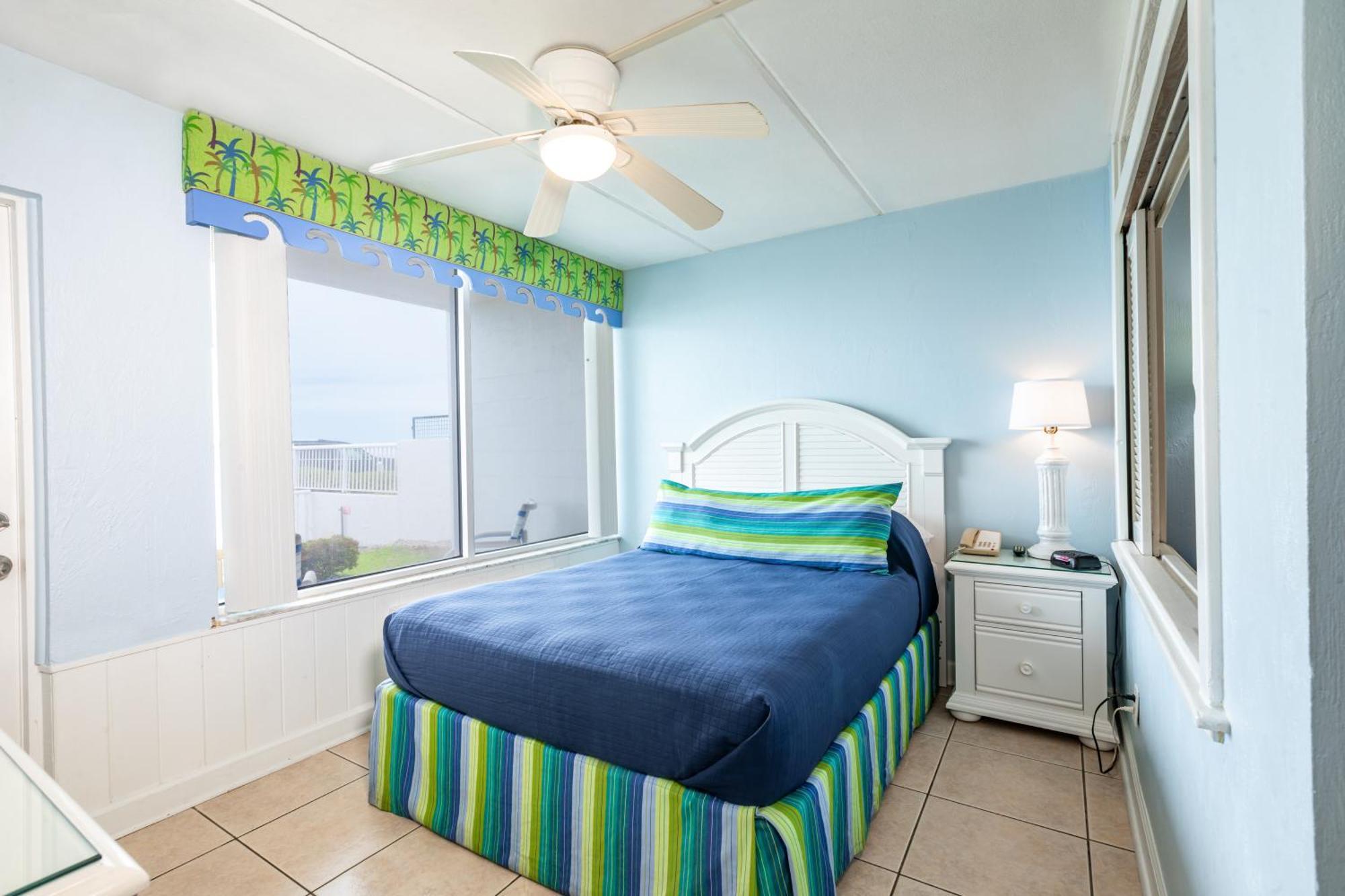 Fantasy Island Resort, Daytona Beach Shores Номер фото