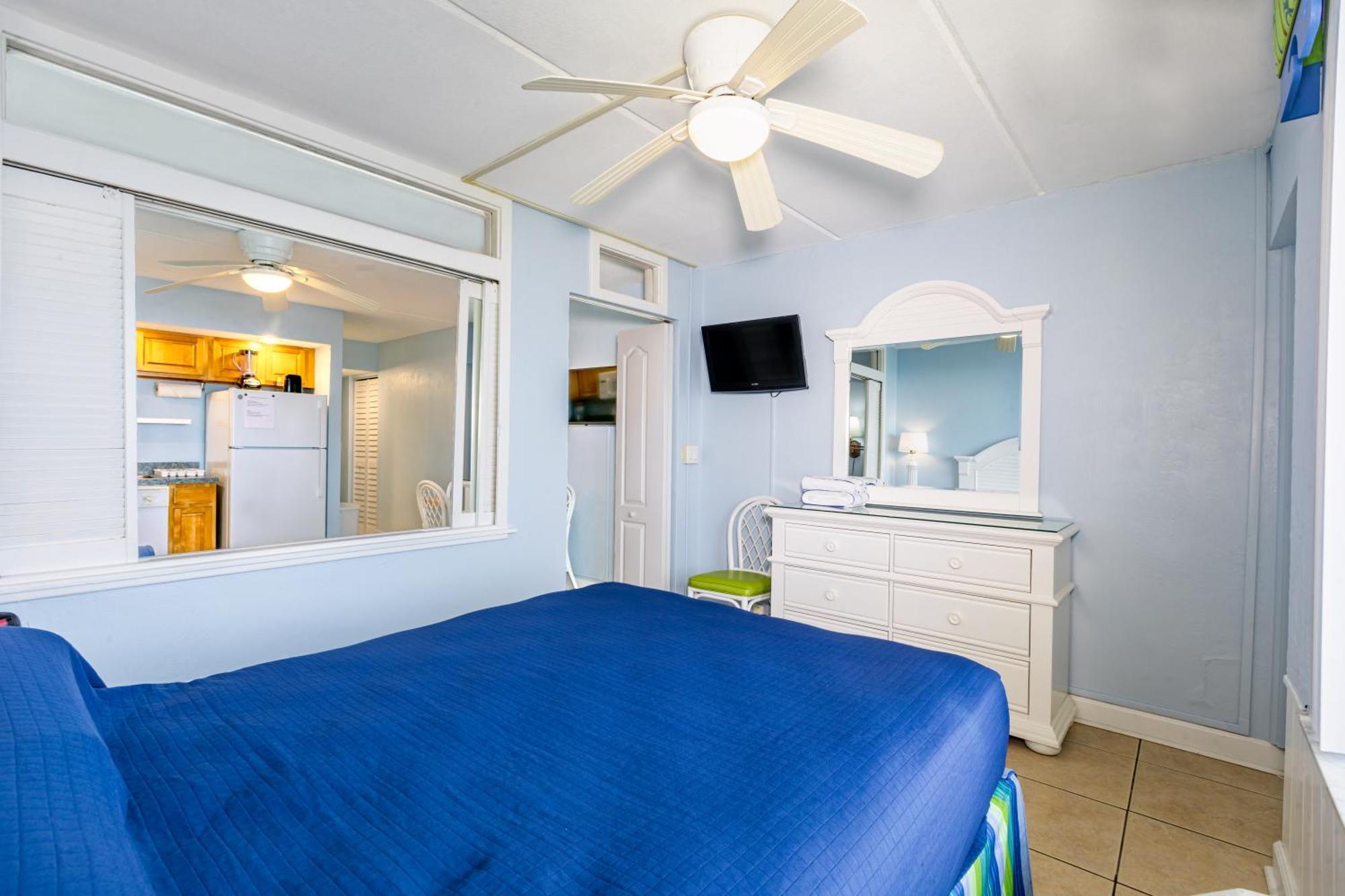 Fantasy Island Resort, Daytona Beach Shores Номер фото